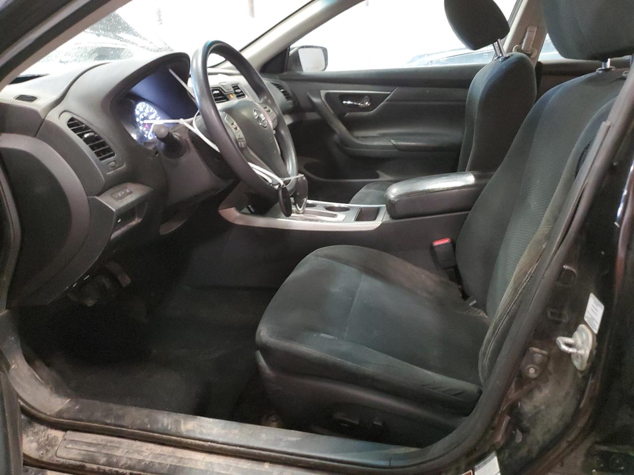 2015 Nissan Altima - Image 7