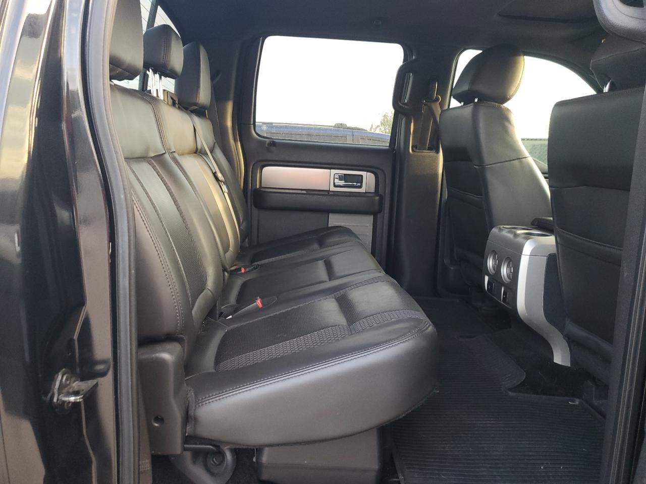 2013 Ford F-150 - Image 10