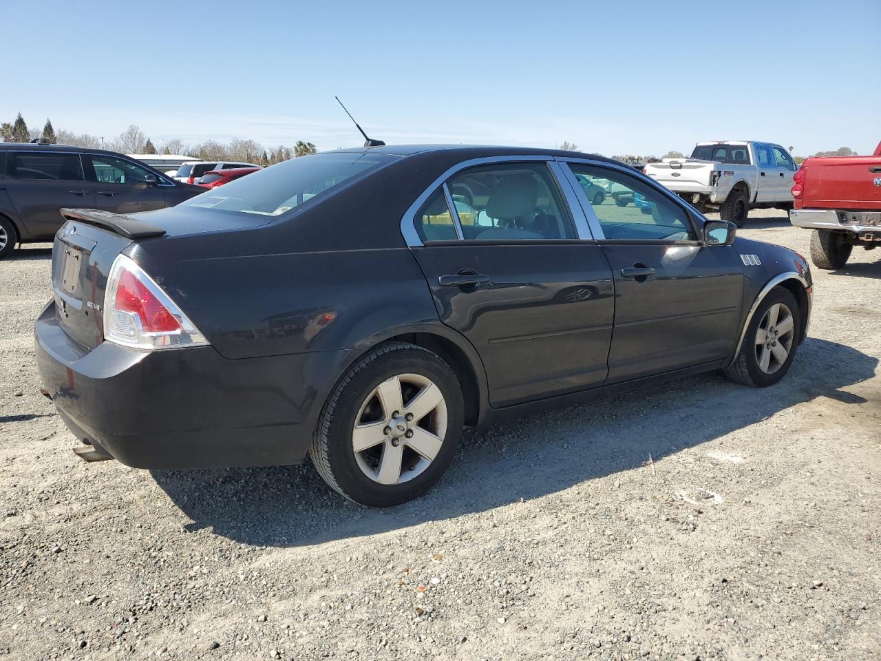 2009 Ford Fusion - Image 3