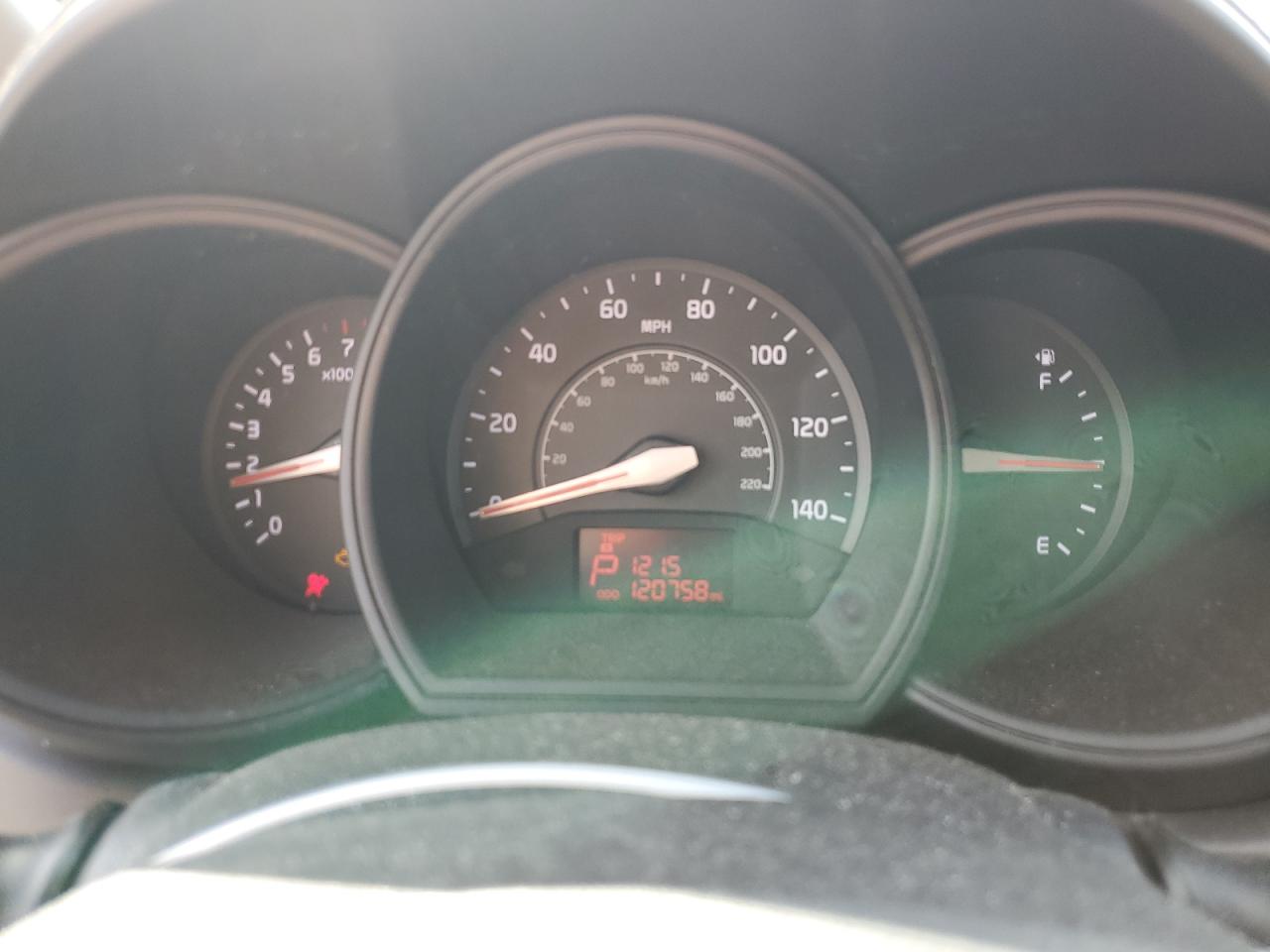 2013 Kia Rio - Image 9