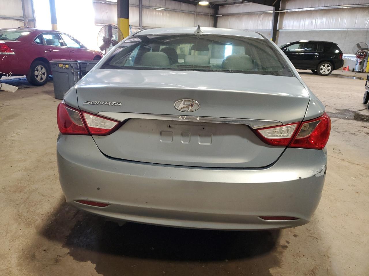 2012 Hyundai Sonata - Image 6