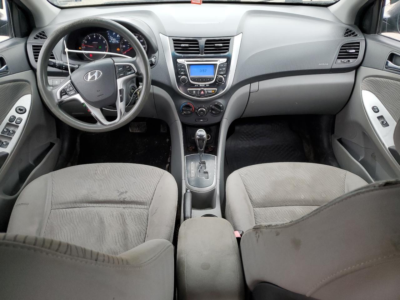 2013 Hyundai Accent - Image 8