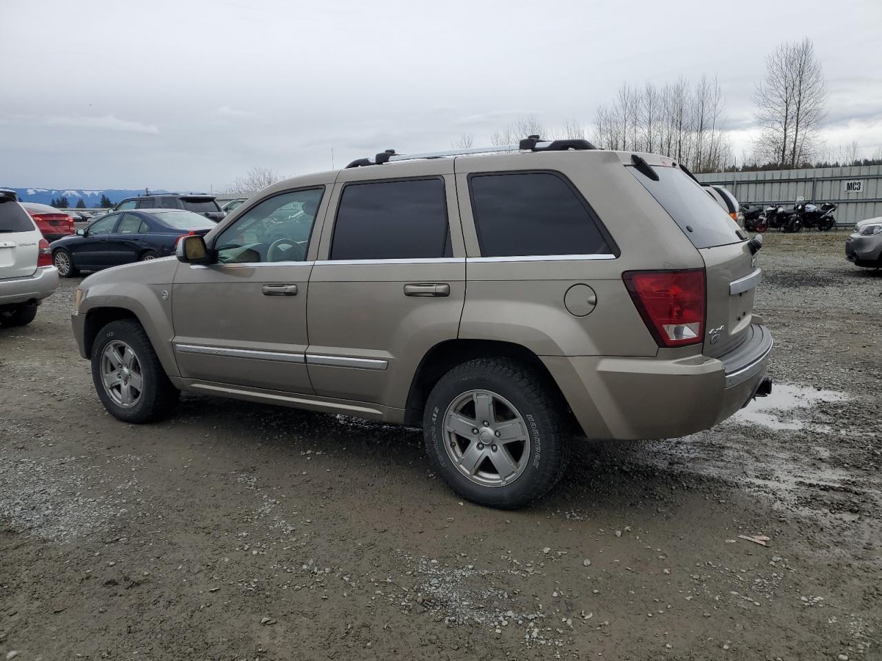 2006 Jeep Grand Cherokee - Image 2