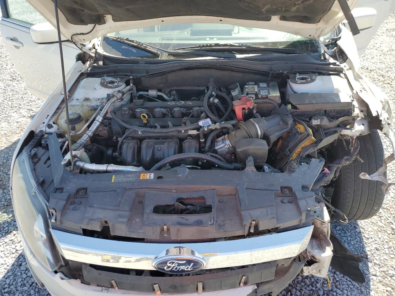 2012 Ford Fusion - Image 13