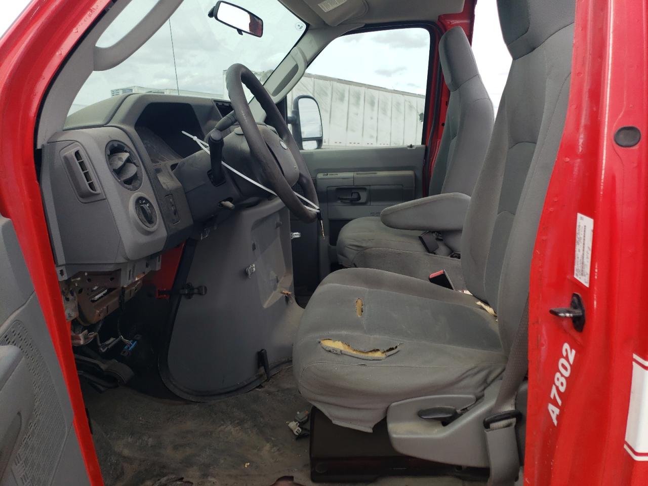 2016 Ford Econoline - Image 7