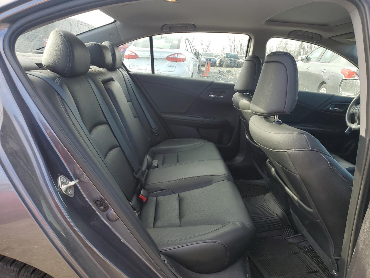 2015 Honda Accord - Image 10