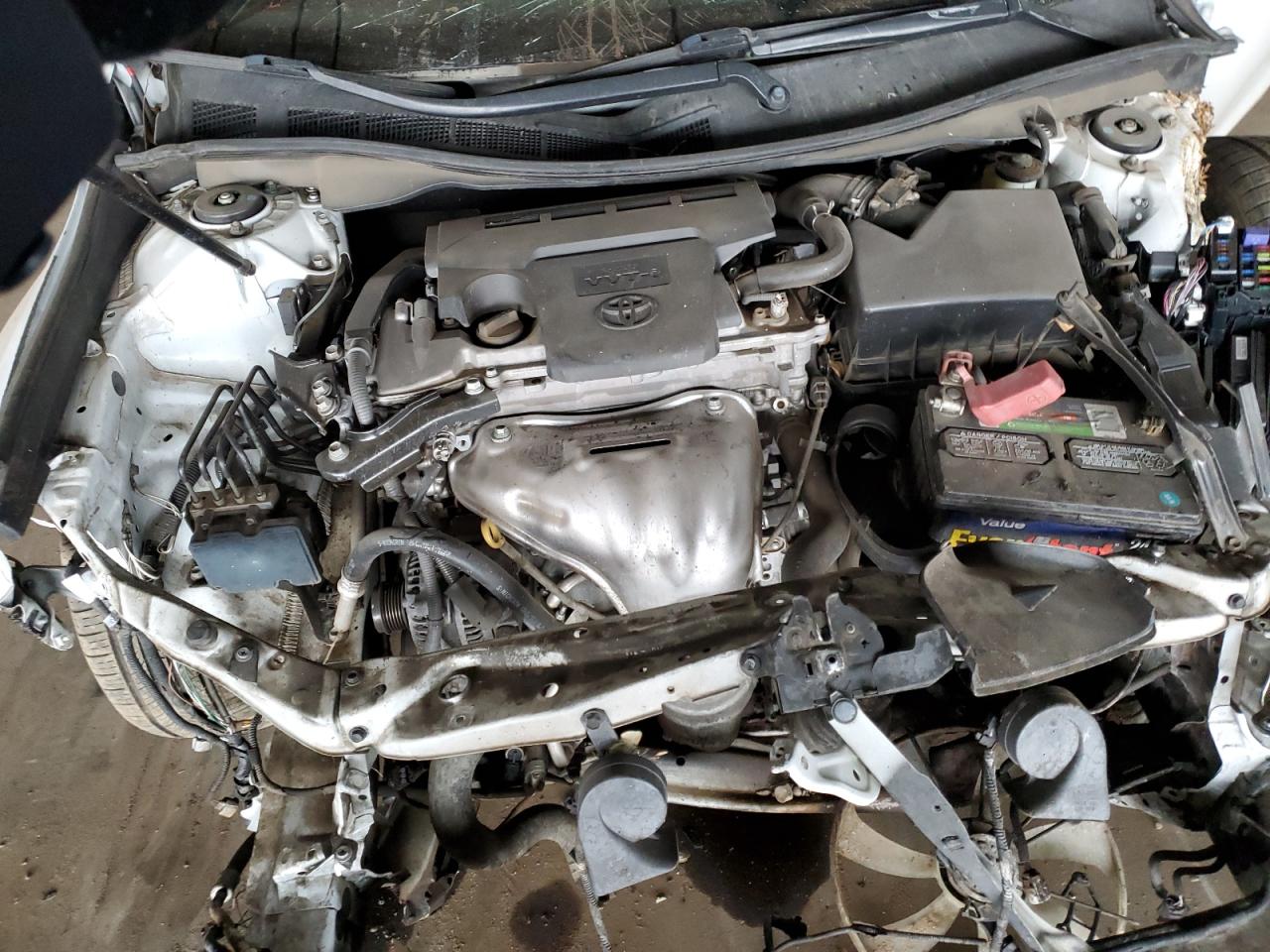 2015 Toyota Camry - Image 11