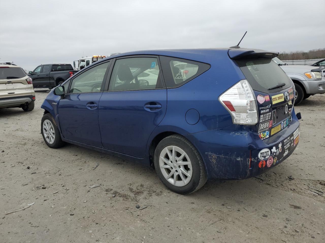 2014 Toyota Prius - Image 2