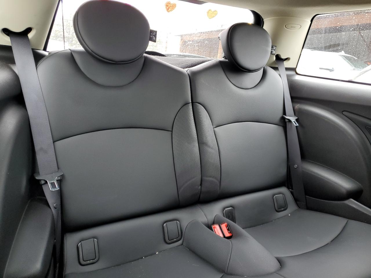 2013 MINI Cooper - Image 10