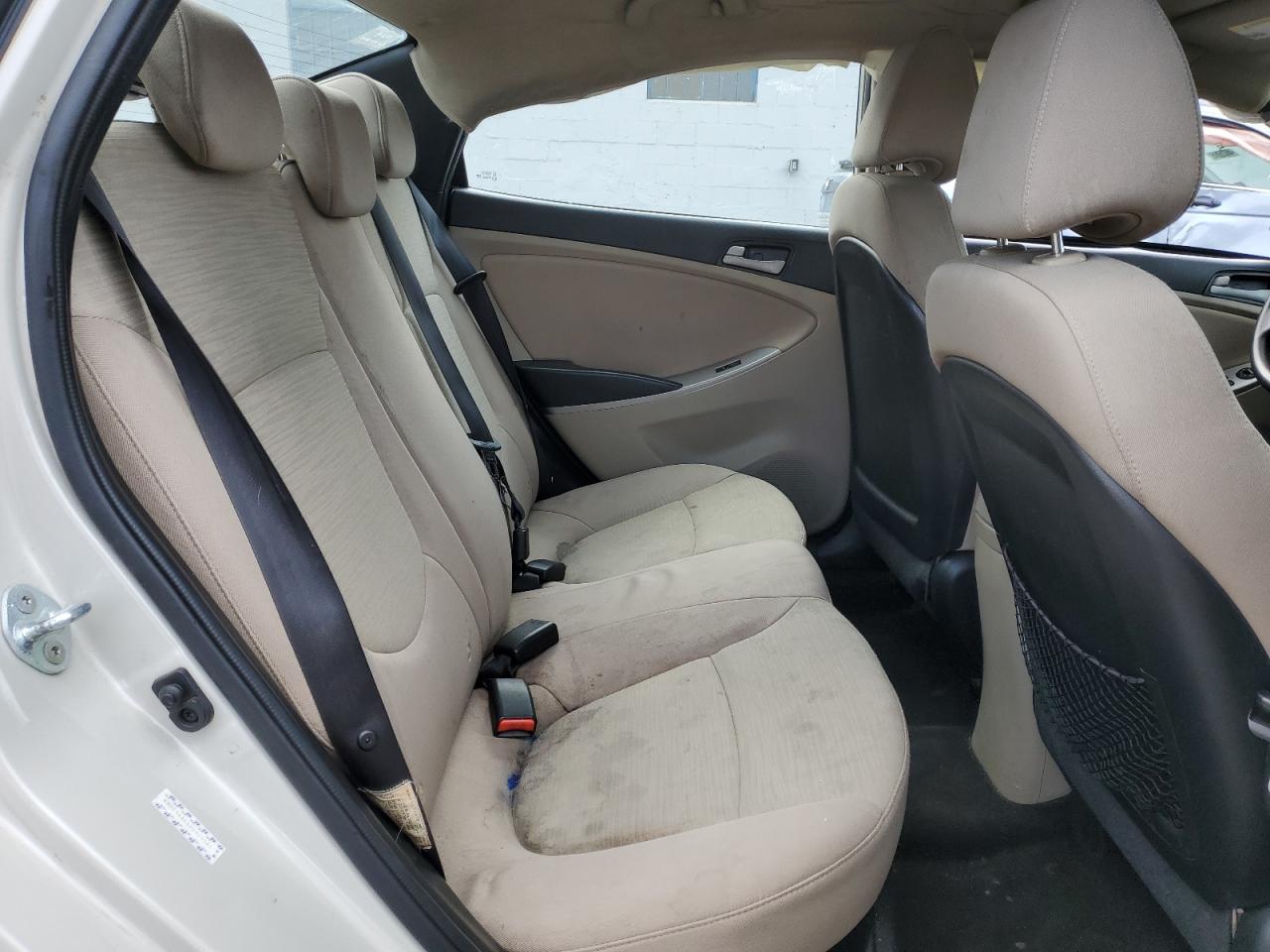 2015 Hyundai Accent - Image 10