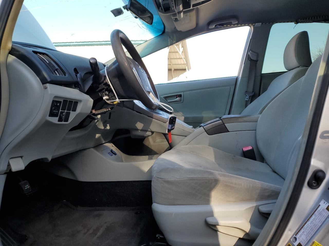 2012 Toyota Prius - Image 7