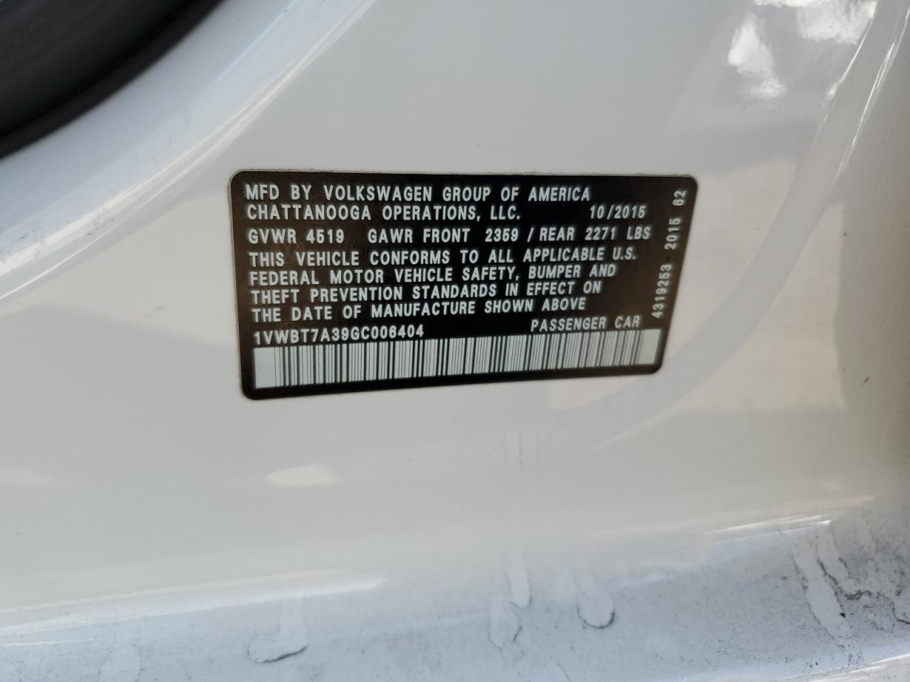 2016 Volkswagen Passat - Image 12