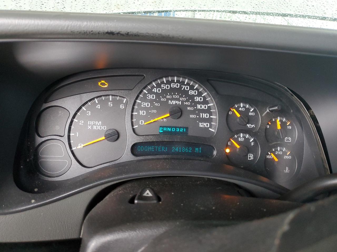 2005 Chevrolet Silverado - Image 9