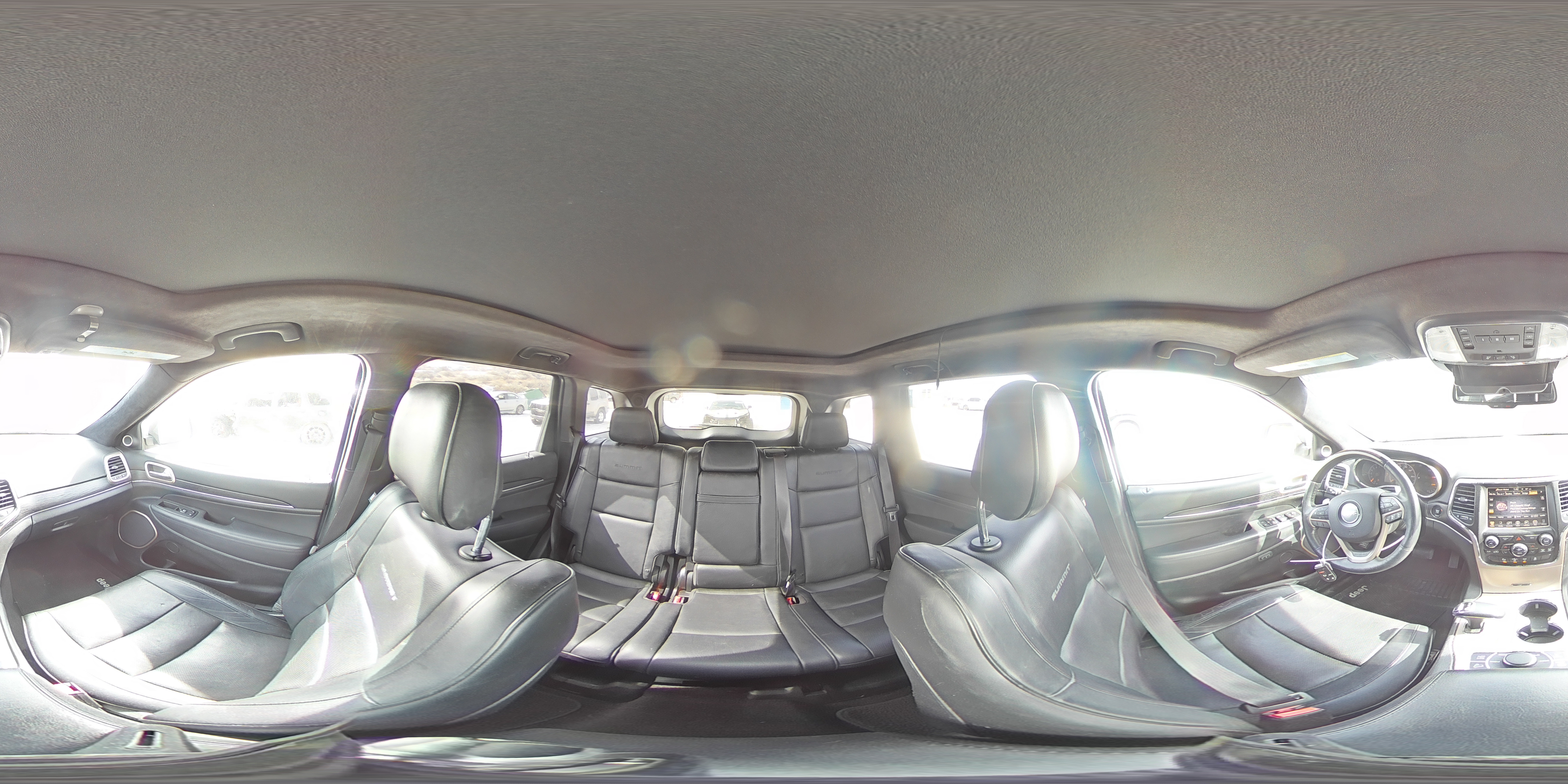 2014 Jeep Grand Cherokee - Image 13