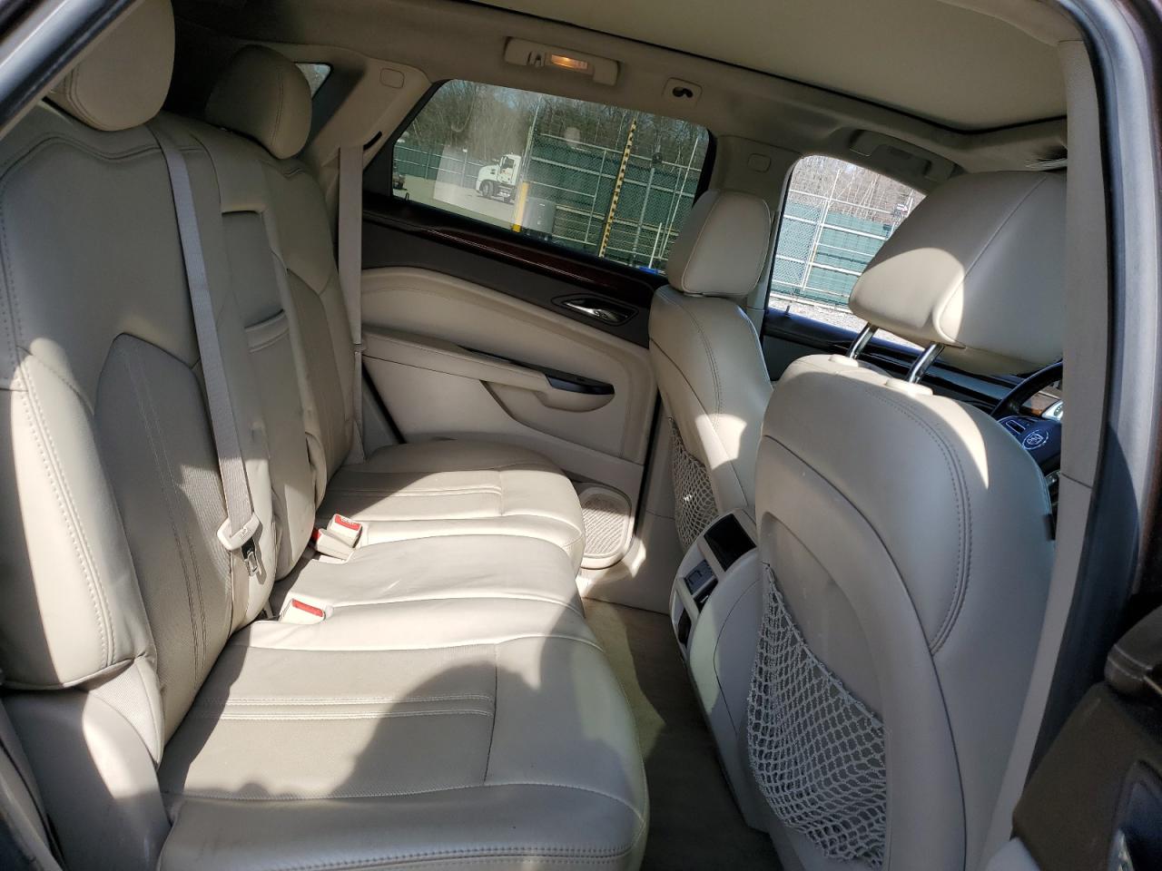 2016 Cadillac SRX - Image 11