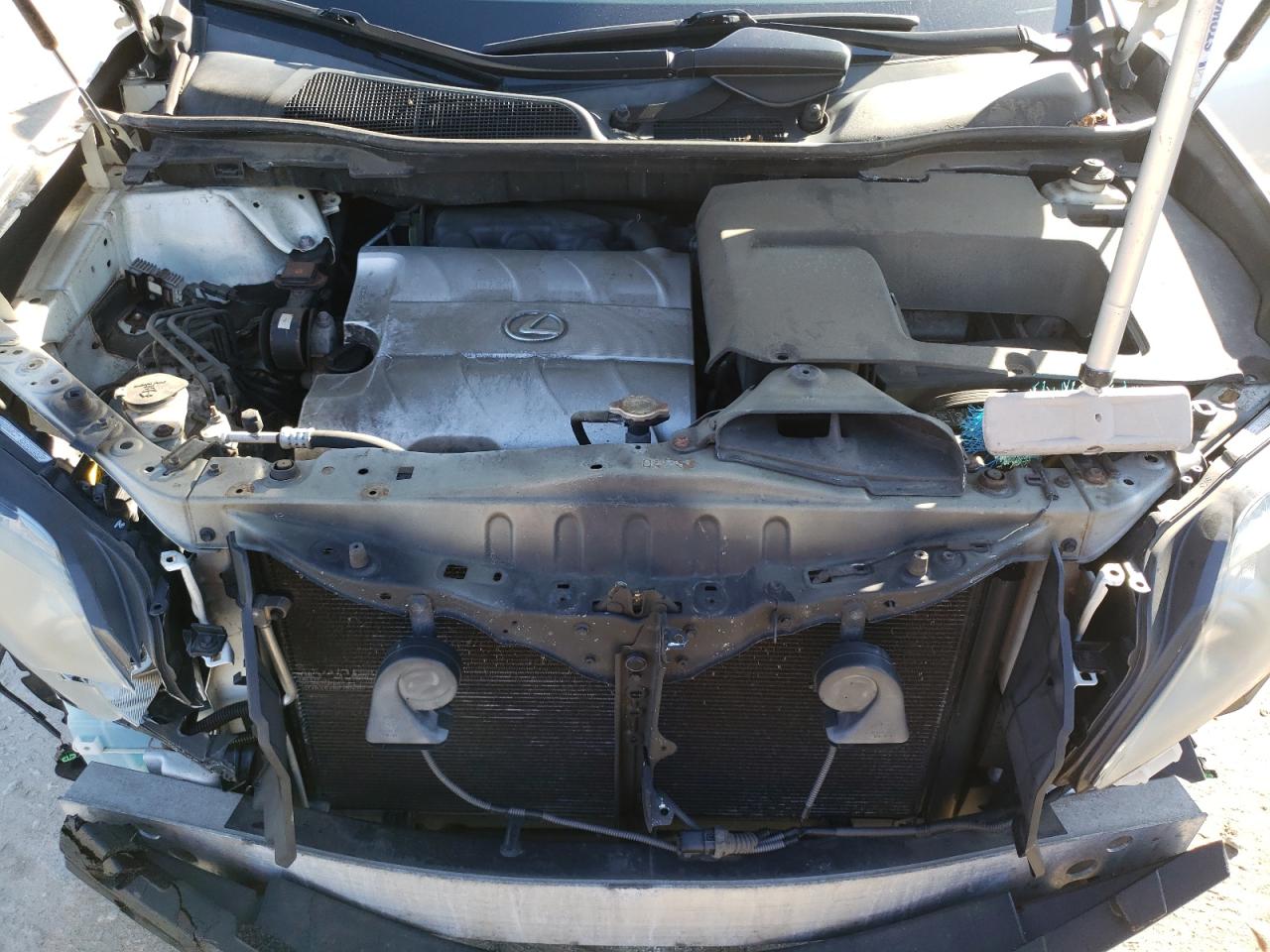 2010 Lexus RX - Image 12