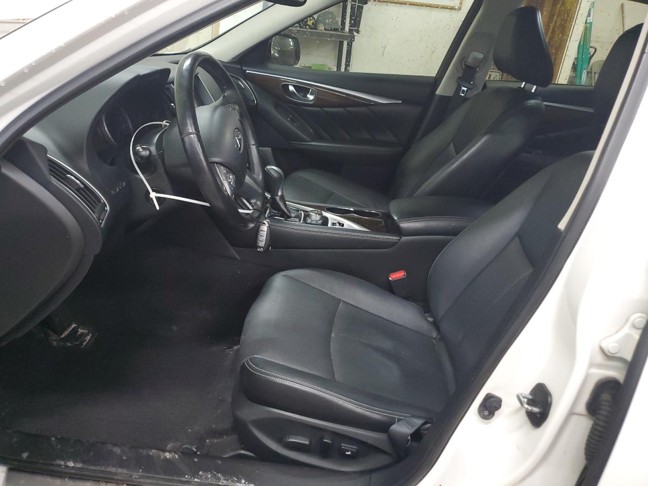 2015 Infiniti Q50 - Image 7