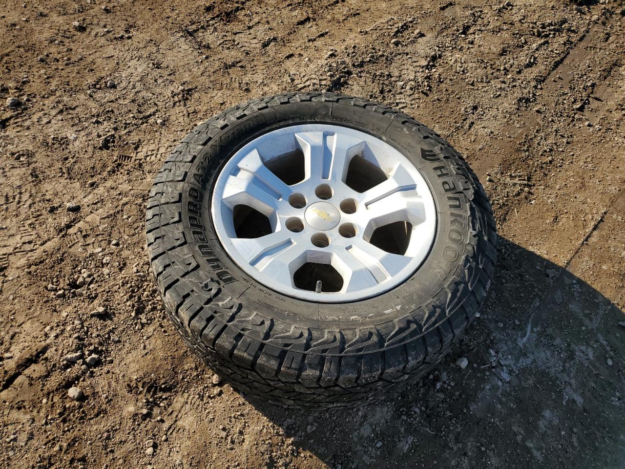 2014 Chevrolet Silverado - Image 14