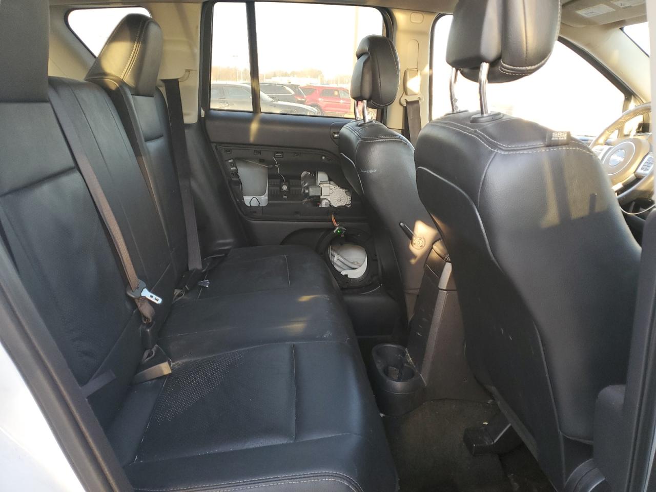 2016 Jeep Compass Latitude VIN: 1C4NJCEA9GD716128 Lot: 48543565