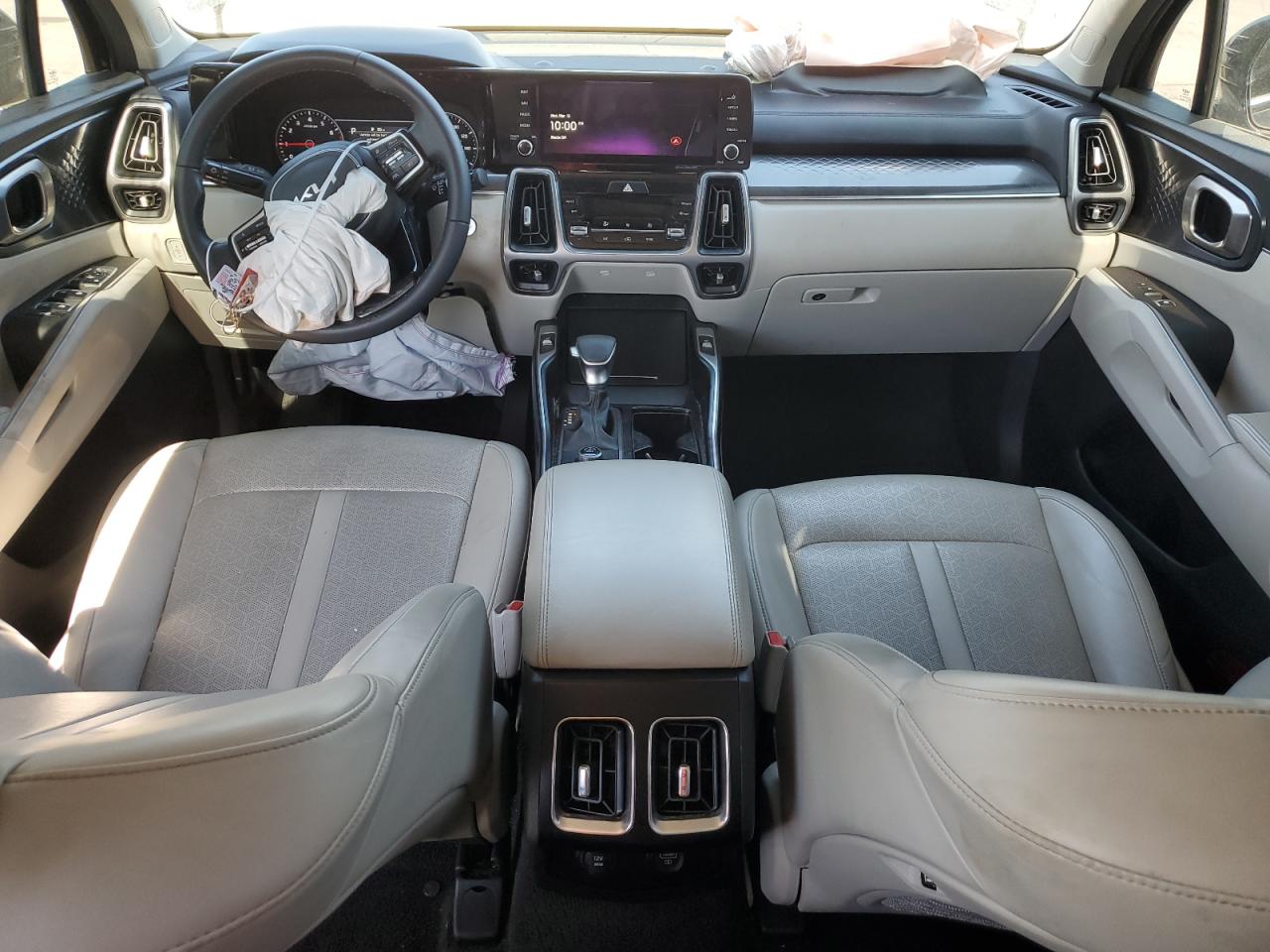 2023 Kia Sorento - Image 8