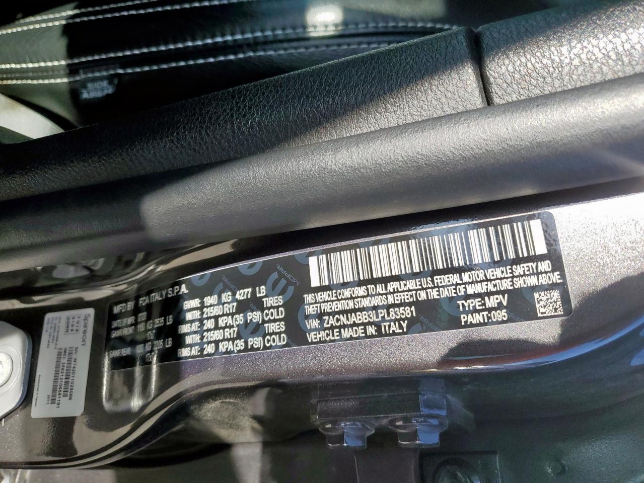 2020 Jeep Renegade - Image 15