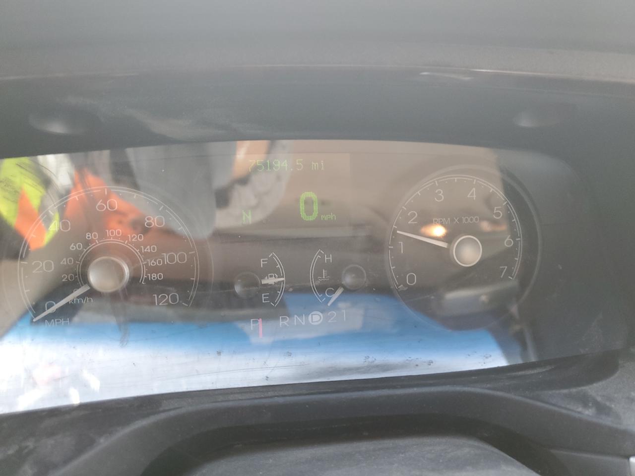 2011 Lincoln Town Car - Image 9