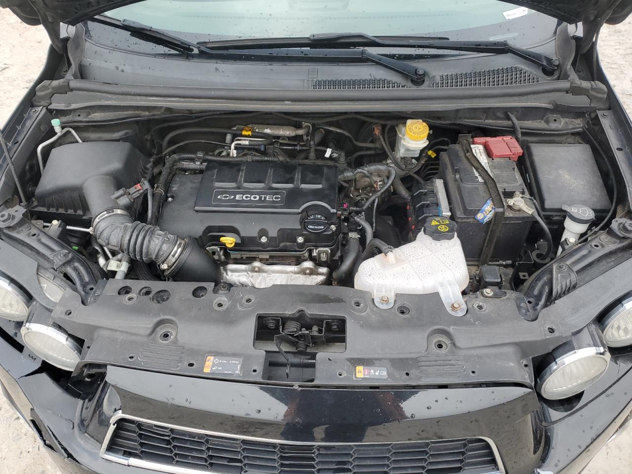 2014 Chevrolet Sonic - Image 11