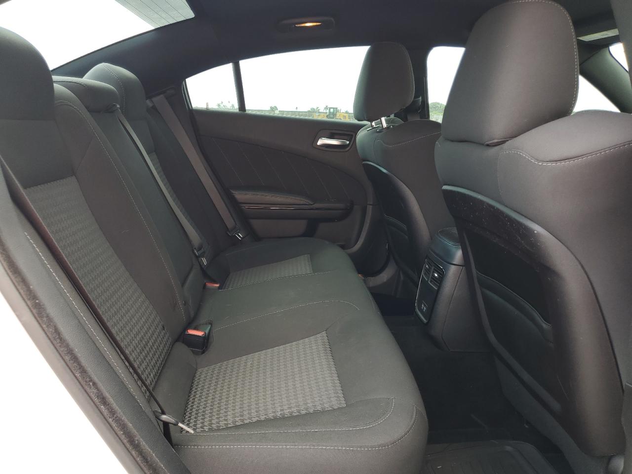 2019 Dodge Charger - Image 10