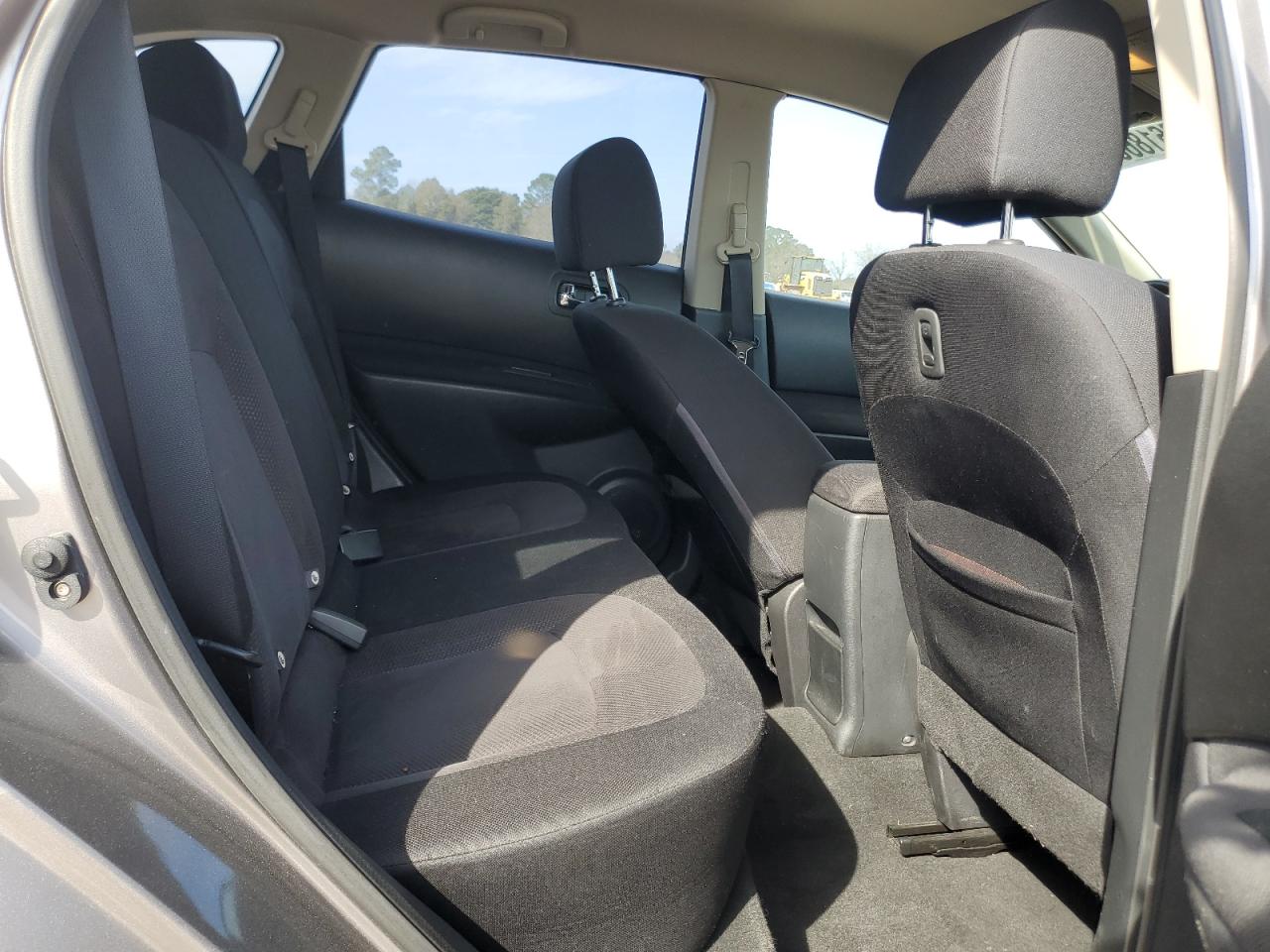2011 Nissan Rogue - Image 11