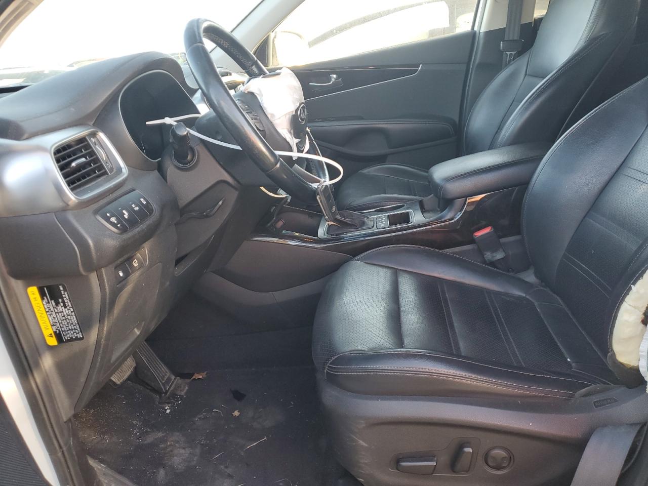2017 Kia Sorento - Image 7