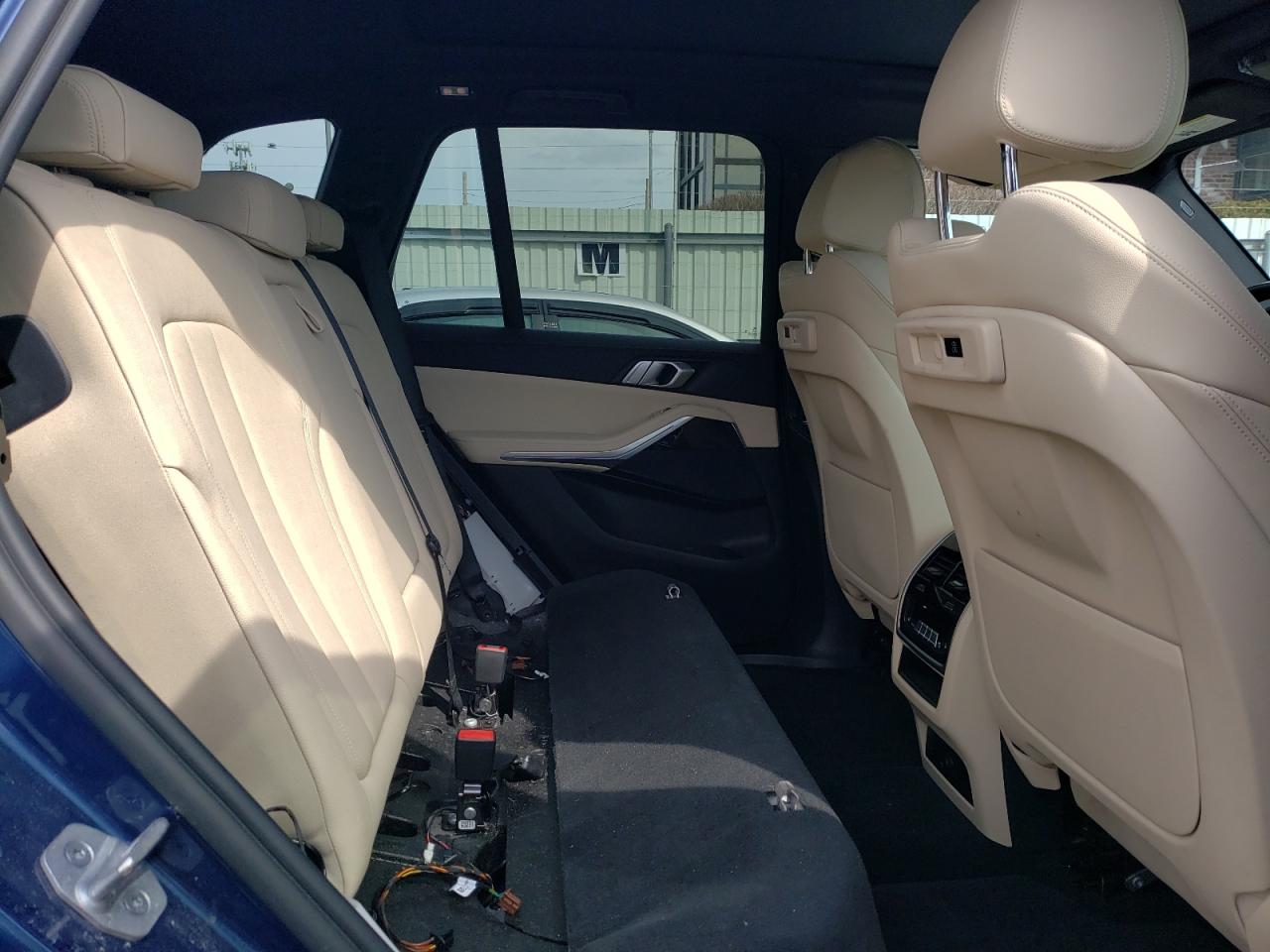 2021 BMW X5 - Image 11