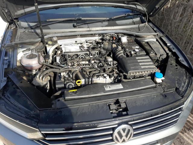 2016 VOLKSWAGEN PASSAT SE