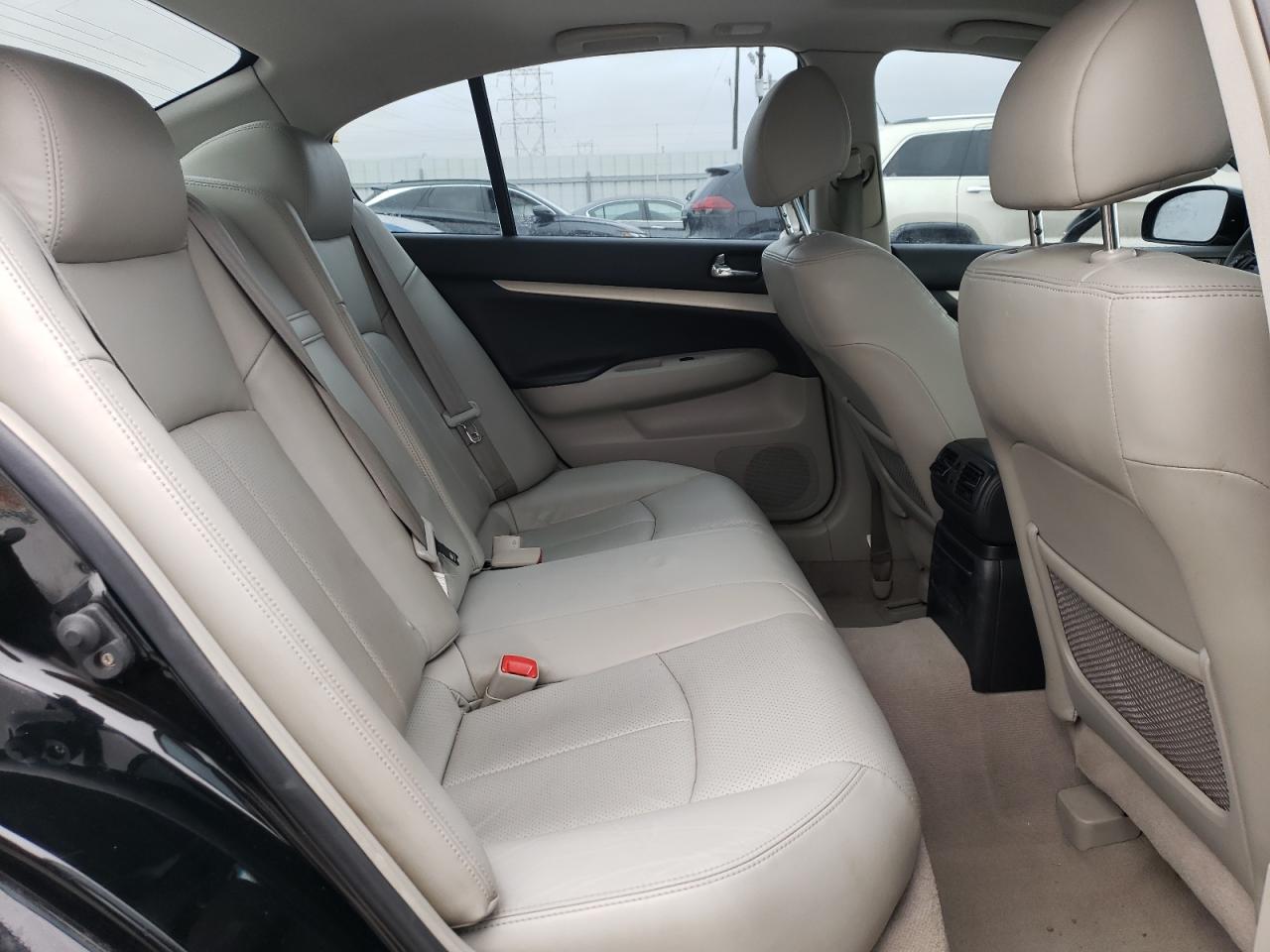2008 Infiniti G - Image 10