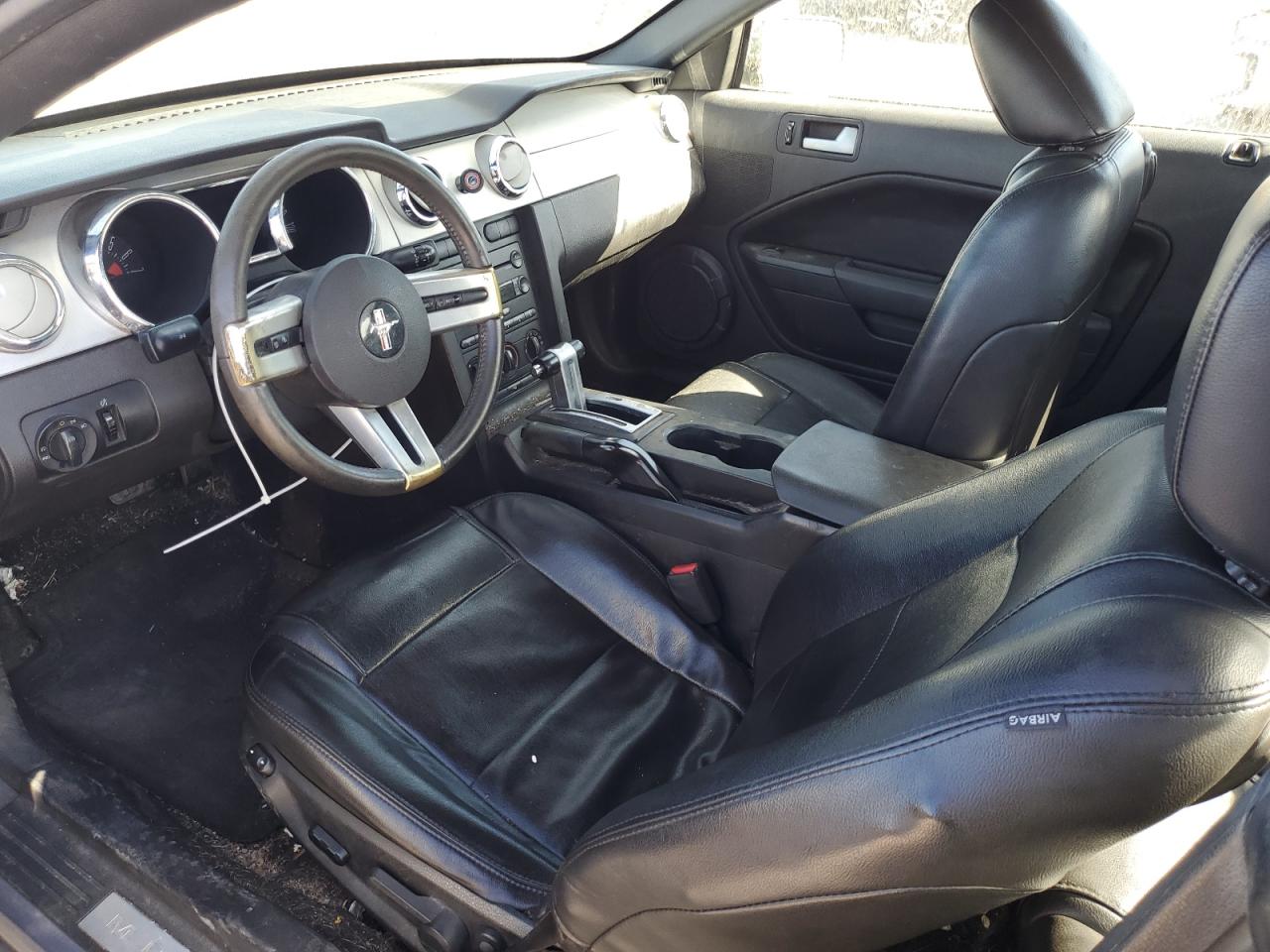 2007 Ford Mustang - Image 8