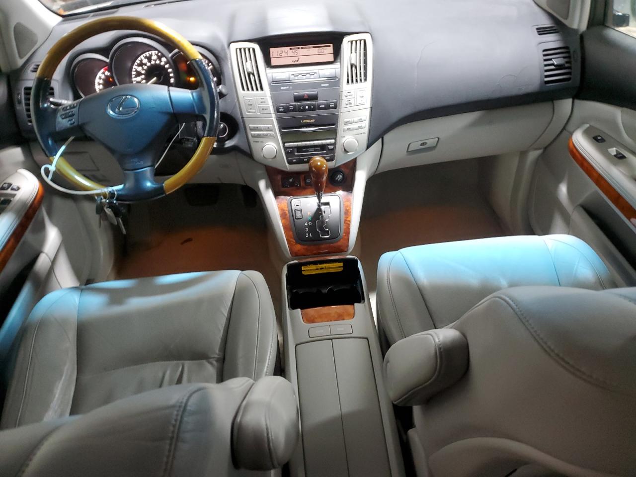 2004 Lexus RX - Image 8