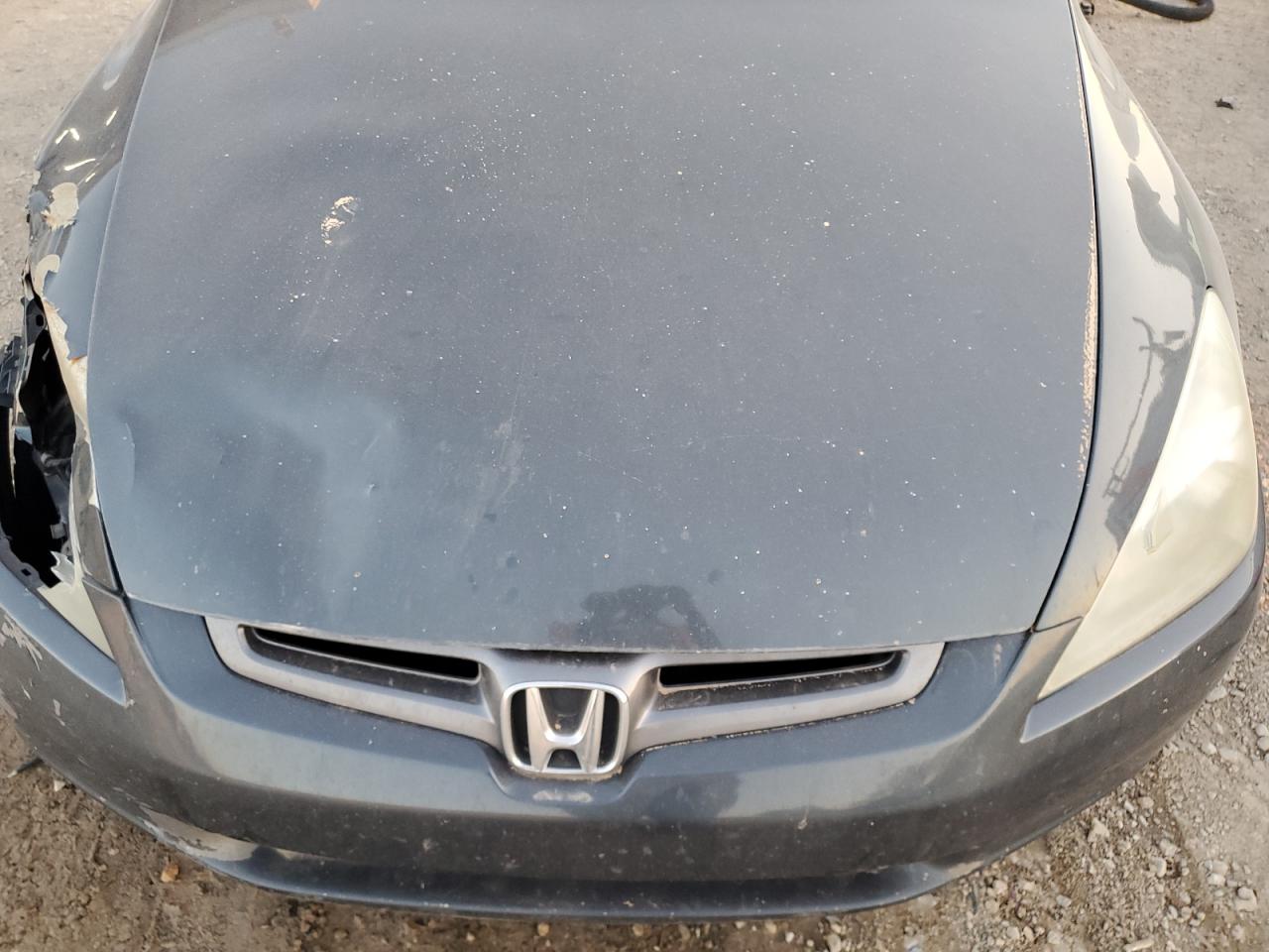 2005 Honda Accord - Image 11