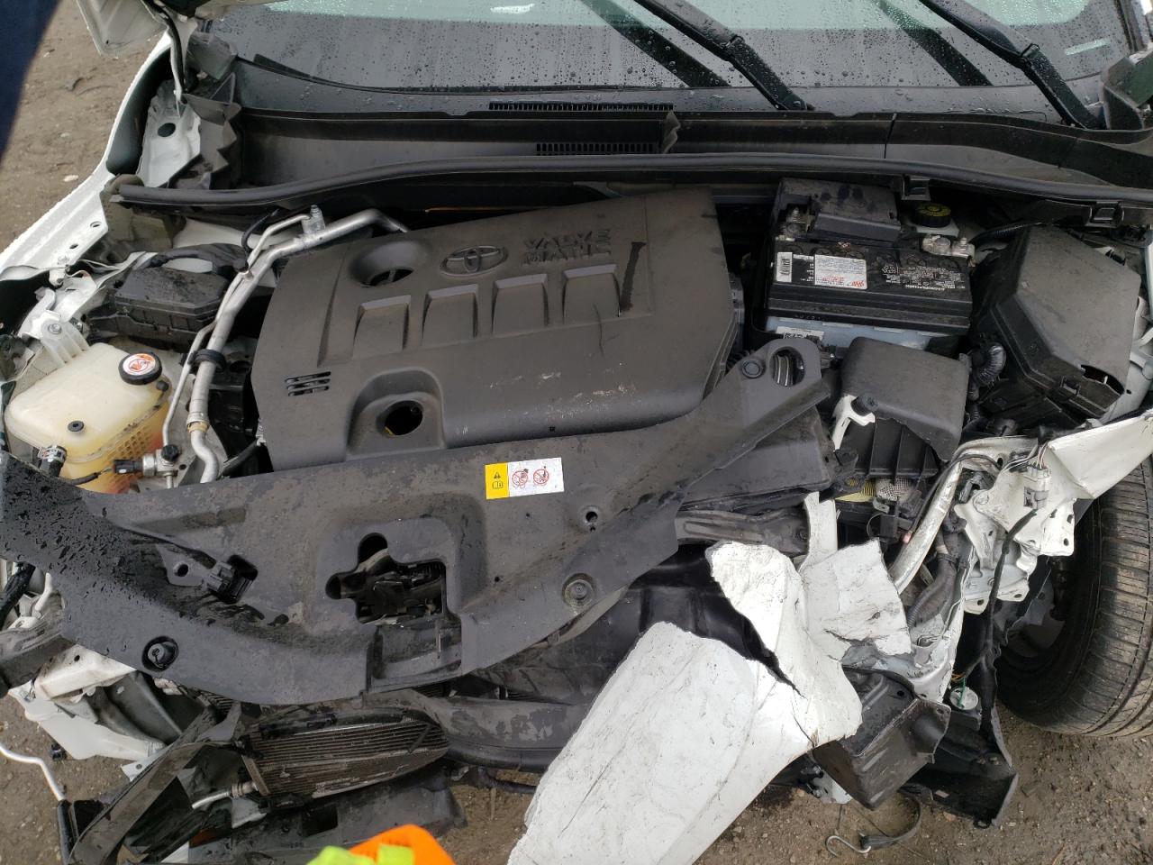2019 Toyota C-HR - Image 14