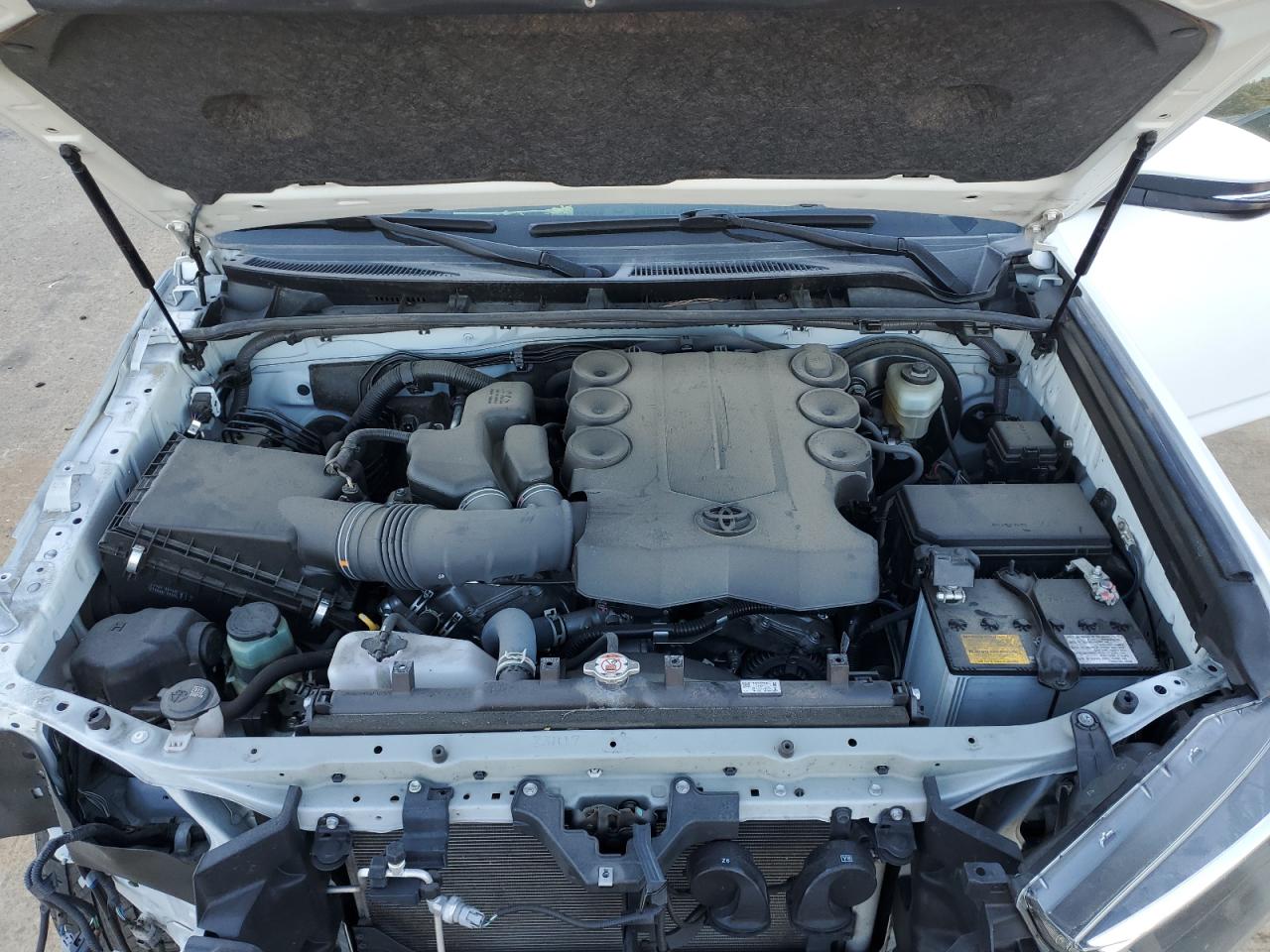 2021 Toyota 4Runner - Image 11