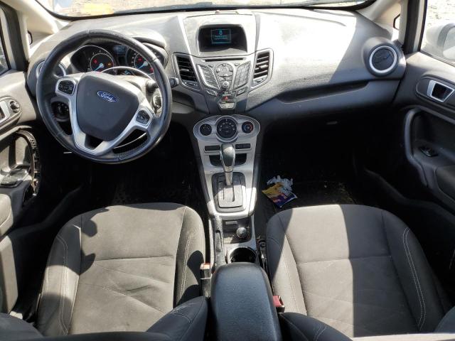 Sedans FORD FIESTA 2016 Srebrny