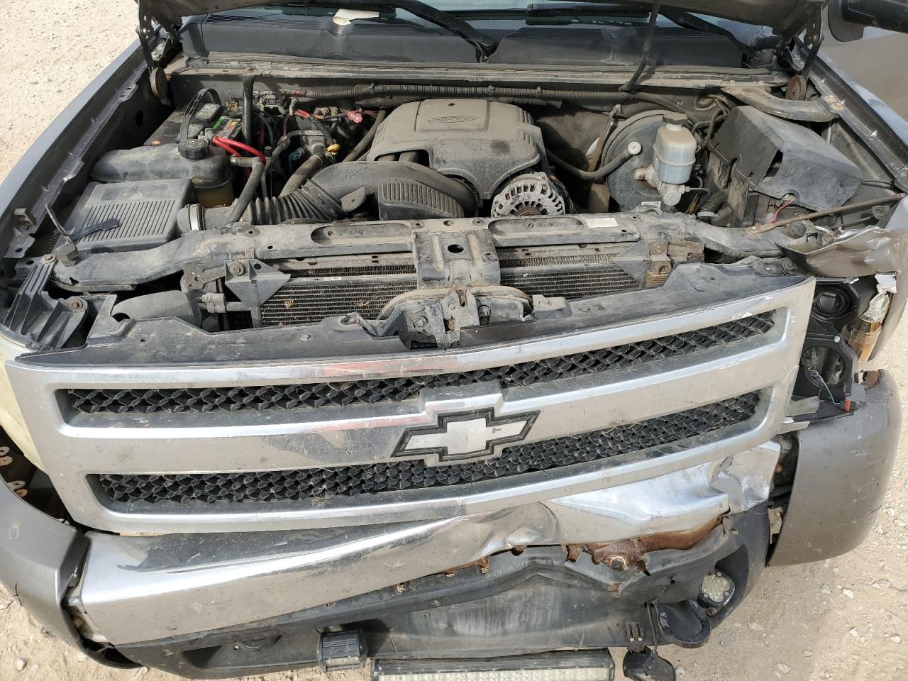 2008 Chevrolet Silverado - Image 12