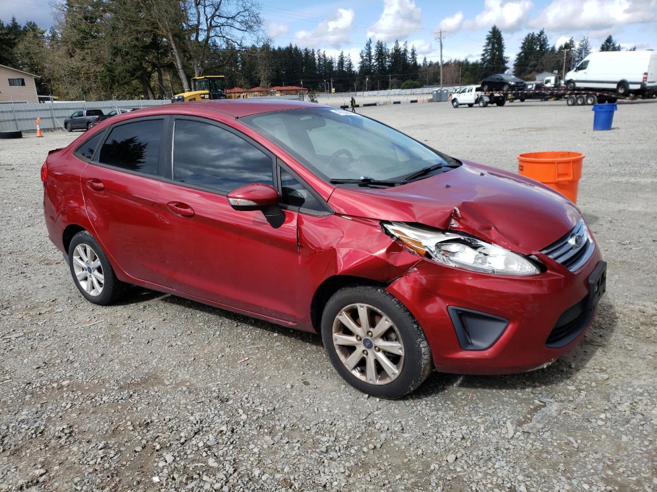 2013 Ford Fiesta - Image 4