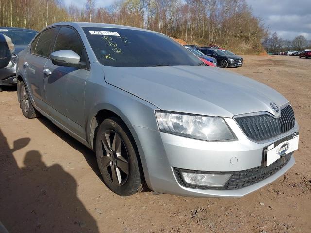 2015 SKODA OCTAVIA SE