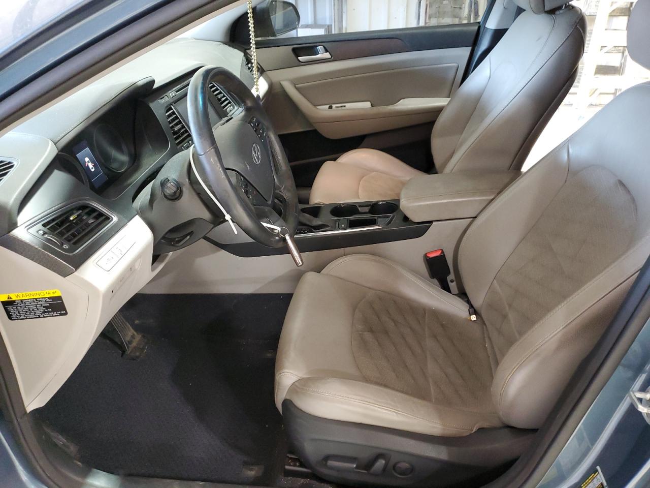 2015 Hyundai Sonata - Image 7