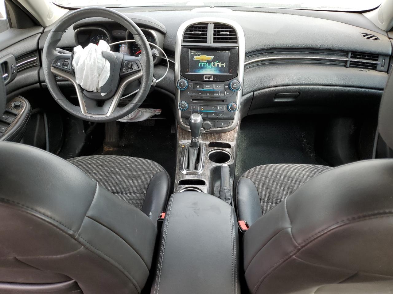2015 Chevrolet Malibu - Image 8