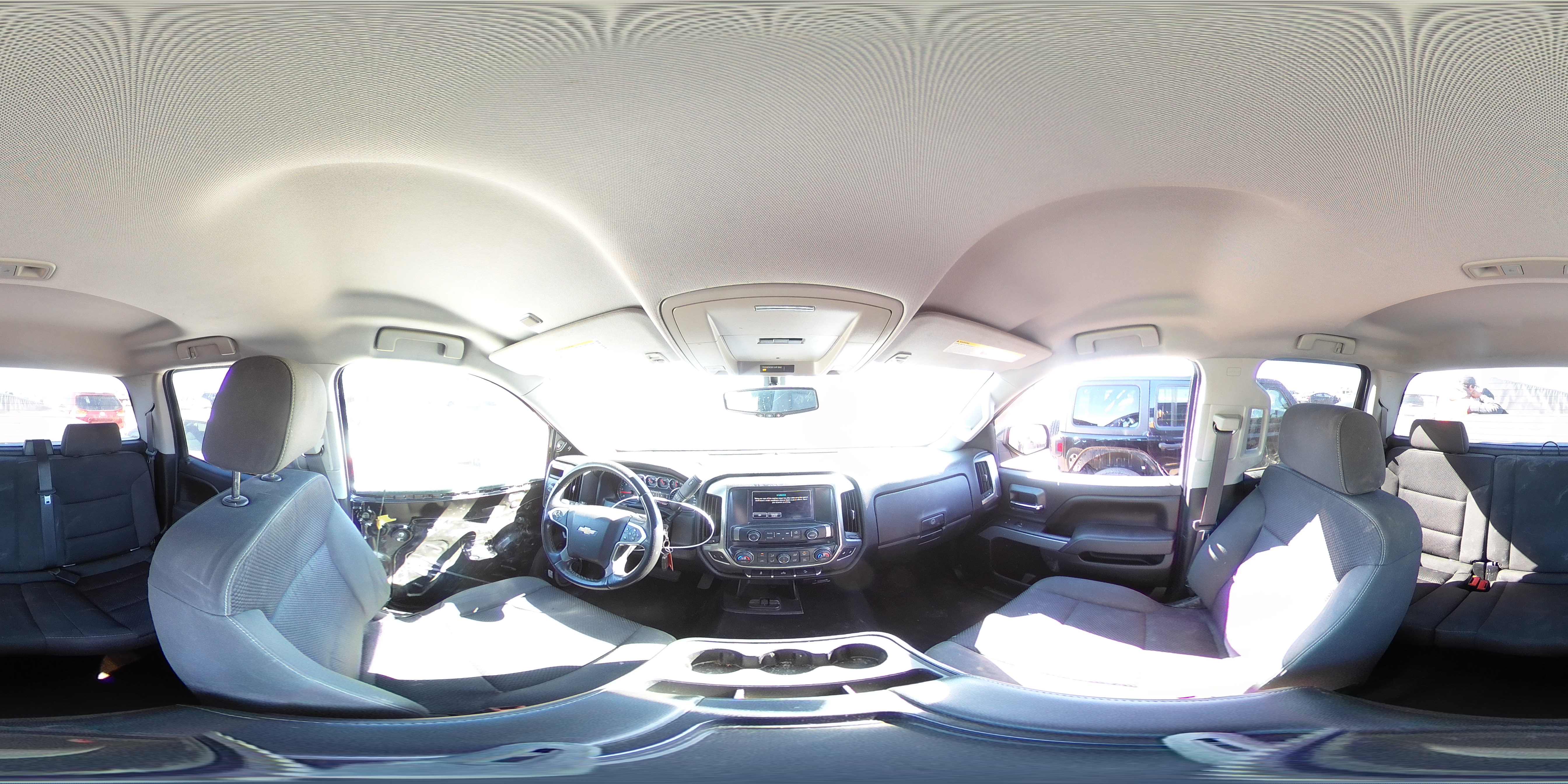 2016 Chevrolet Silverado - Image 13