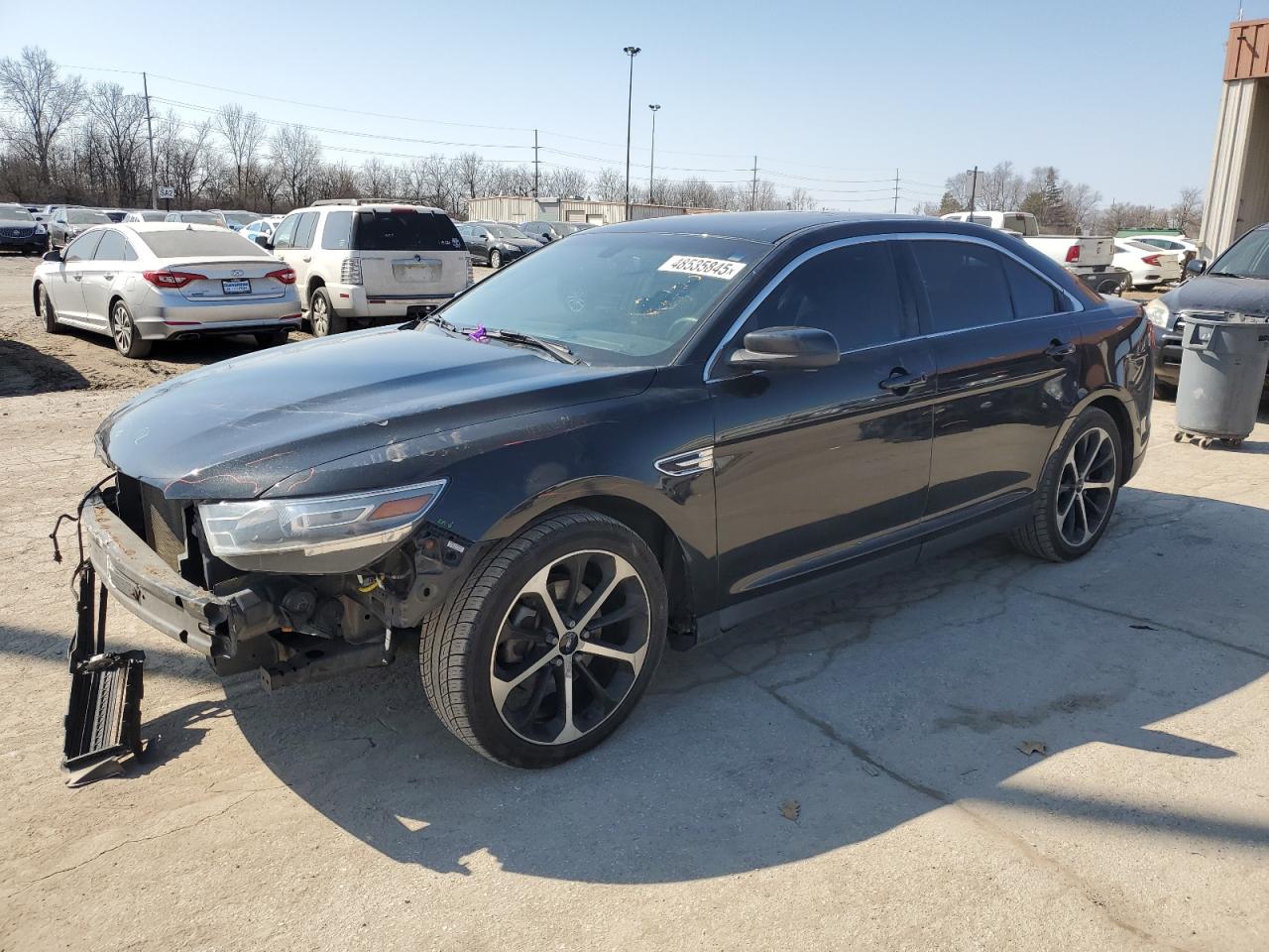 2014 Ford Taurus - Image 1