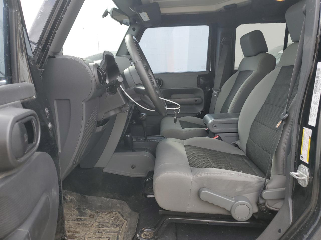 2010 Jeep Wrangler - Image 7