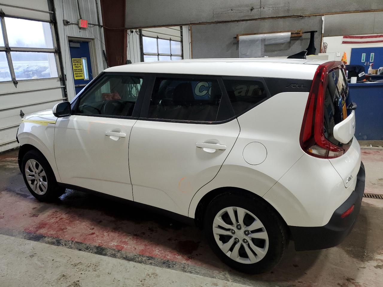 2022 Kia Soul - Image 2
