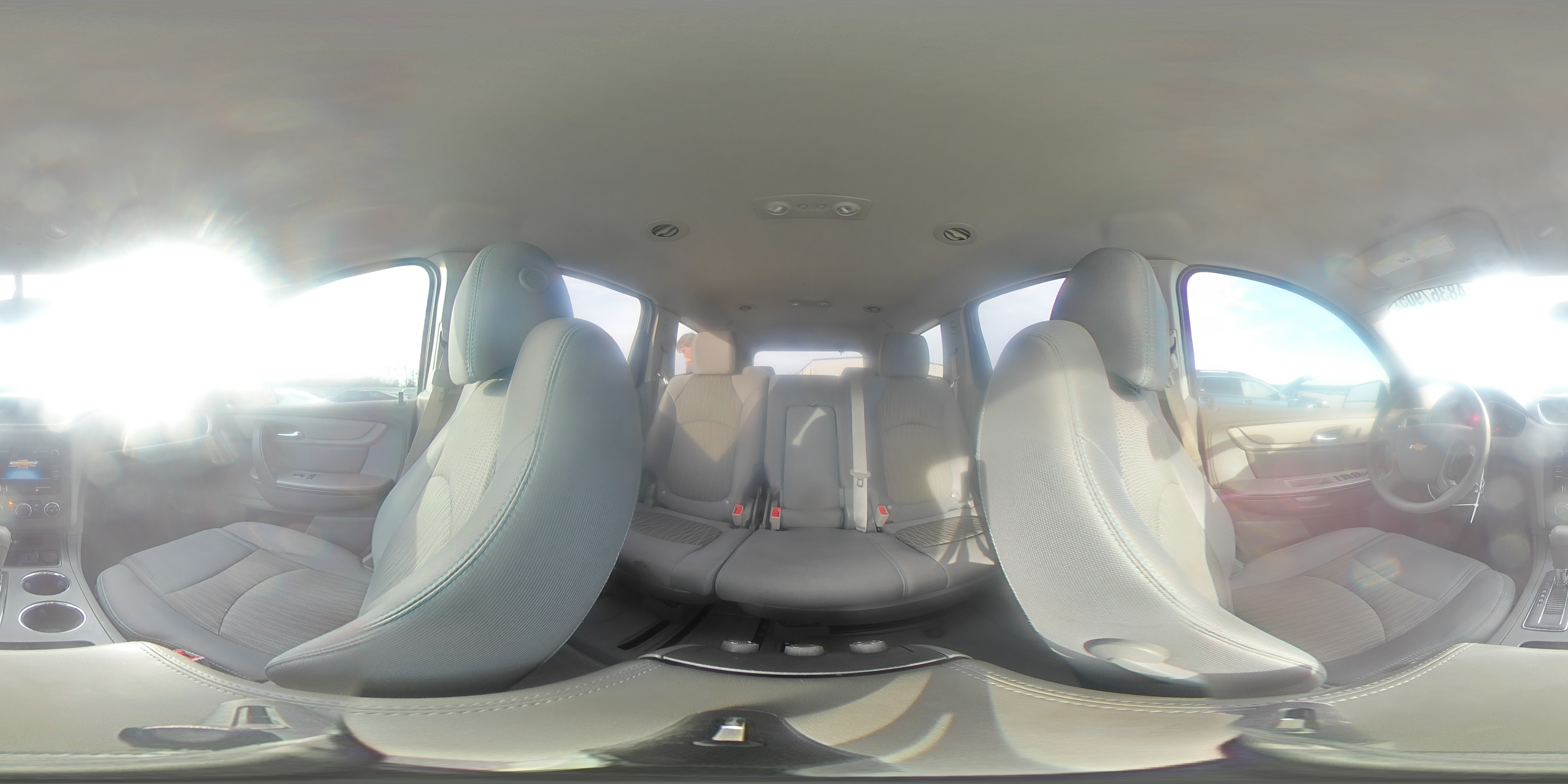 2015 Chevrolet Traverse - Image 14