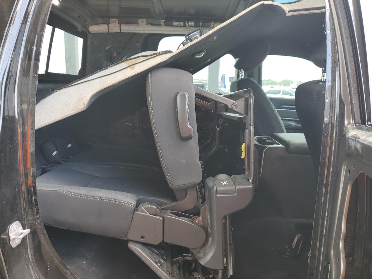 2022 RAM 2500 - Image 10